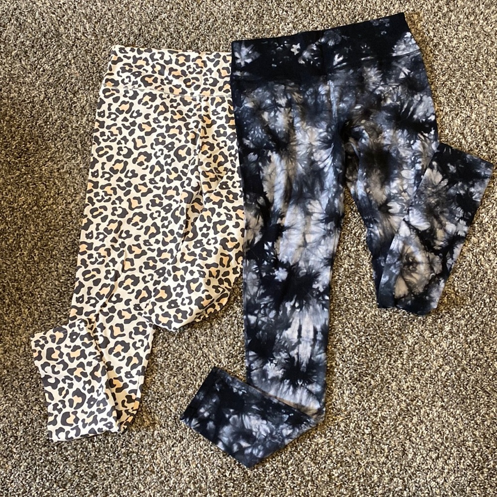 Two leggings Cheetah and tie-dye!!